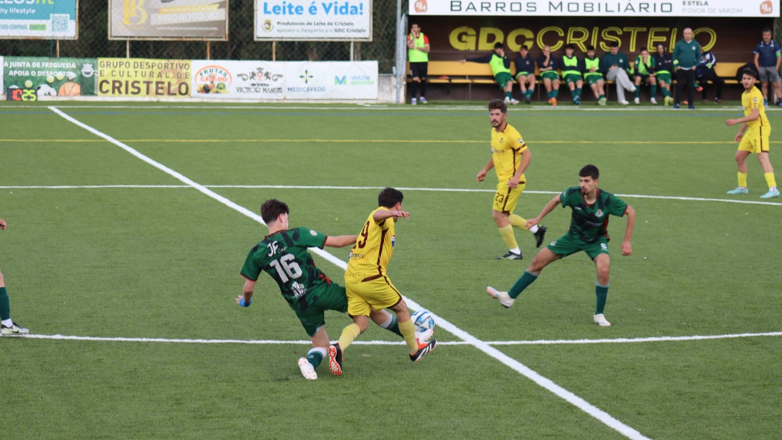 Cristelo Milhazes 2026